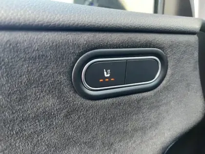 Photo 13 Mercedes Classe A 180 d AMG Line