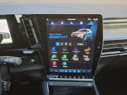 Photo 26 Renault Rafale Nouveau E-Tech full hybrid 200ch esprit Alpine