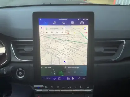 Photo 14 Renault Symbioz Nouveau E-Tech full hybrid 145 Iconic