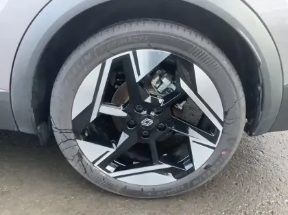 Photo 8 Renault Symbioz Nouveau E-Tech full hybrid 145 Iconic