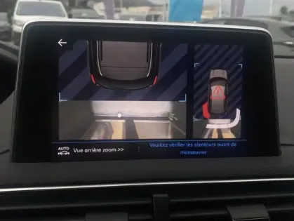 Photo 9 Peugeot 3008 II 1.6 BLUEHDI 120 S&S ALLURE