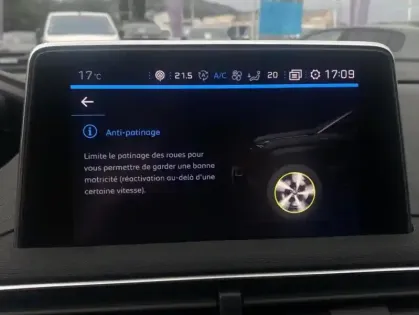 Photo 14 Peugeot 3008 II 1.6 BLUEHDI 120 S&S ALLURE