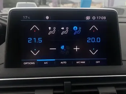 Photo 11 Peugeot 3008 II 1.6 BLUEHDI 120 S&S ALLURE