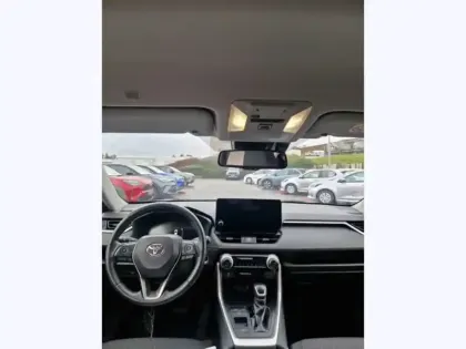 Photo 10 Toyota Rav4 Hybride 2WD 218ch Dynamic