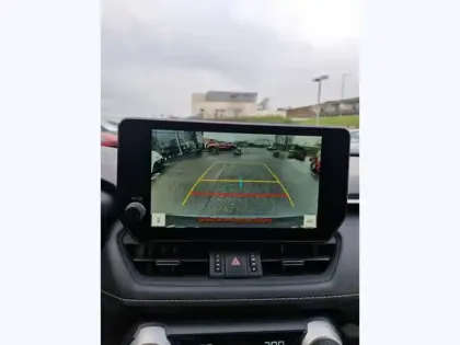 Photo 18 Toyota Rav4 Hybride 2WD 218ch Dynamic