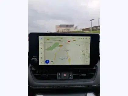 Photo 15 Toyota Rav4 Hybride 2WD 218ch Dynamic