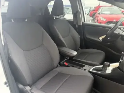 Photo 11 Toyota Yaris Hybrid Design 1.5 116 ch