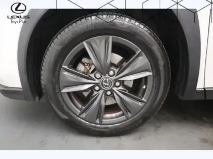 Photo 17 Lexus UX 250H Le Pack Techno 2WD