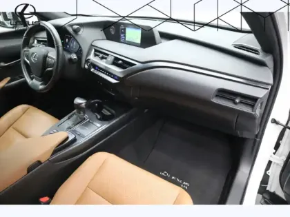 Photo 27 Lexus UX 250H Le Pack Techno 2WD