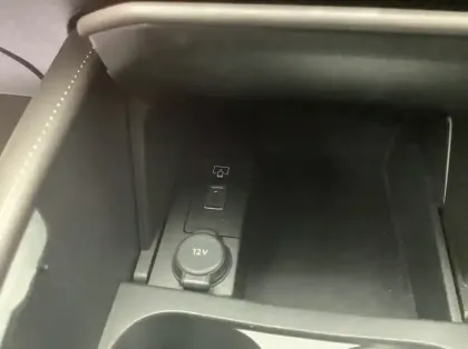 Photo 20 DS DS 4 BlueHDi 130 EAT8 Etoile - Cuir Nappa