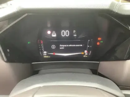 Photo 13 DS DS 4 BlueHDi 130 EAT8 Etoile - Cuir Nappa