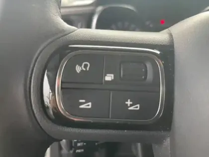 Photo 13 Citroën C3  1.2 PureTech 110ch S&S Shine EAT6