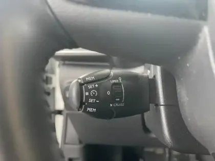 Photo 12 Citroën C3  1.2 PureTech 110ch S&S Shine EAT6