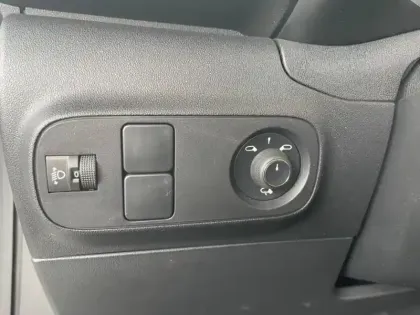 Photo 11 Citroën C3  1.2 PureTech 110ch S&S Shine EAT6