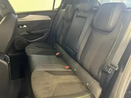 Photo 7 Peugeot 308  PHEV 180ch GT e-EAT8