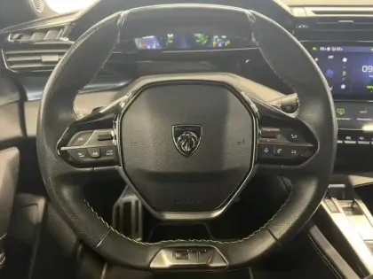 Photo 12 Peugeot 308  PHEV 180ch GT e-EAT8