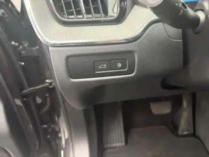 Photo 12 Volvo Xc60  T6 Hybride Rechargeable 253 + 145ch Ultra Style Dark Geartronic 8 AWD