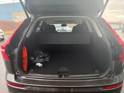 Photo 5 Volvo Xc60  T6 Hybride Rechargeable 253 + 145ch Ultra Style Dark Geartronic 8 AWD