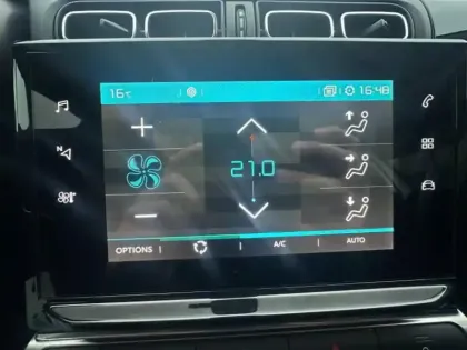 Photo 13 Citroën C3  1.2 PureTech 83ch S&S Shine