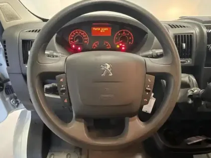 Photo 9 Peugeot Boxer  Fg 333 L2H2 2.2 BlueHDi S&S 140ch Asphalt