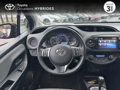 Photo 8 Toyota Yaris  HSD 100h Dynamic 5p