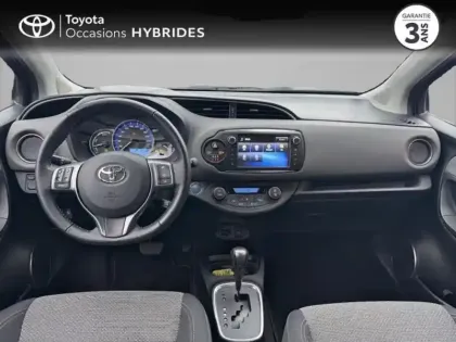 Photo 7 Toyota Yaris  HSD 100h Dynamic 5p