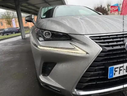 Photo 12 Lexus Nx  300h 4WD Luxe Tpano Sieges chauf/cuir GPS Camera