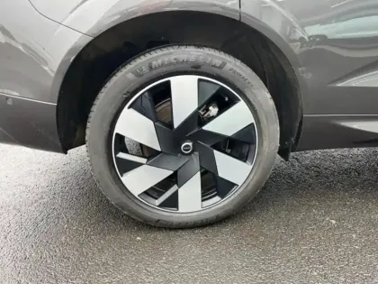 Photo 10 Volvo Xc60  T6 Hybride Rechargeable 253 + 145ch Ultra Style Dark Geartronic 8 AWD