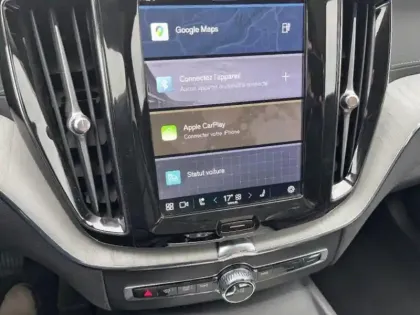 Photo 14 Volvo Xc60  T6 Hybride Rechargeable 253 + 145ch Ultra Style Dark Geartronic 8 AWD