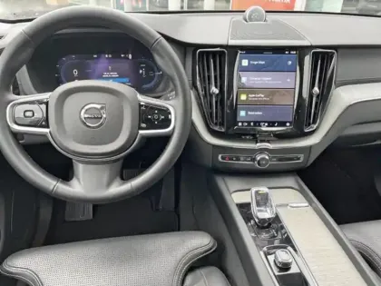 Photo 7 Volvo Xc60  T6 Hybride Rechargeable 253 + 145ch Ultra Style Dark Geartronic 8 AWD