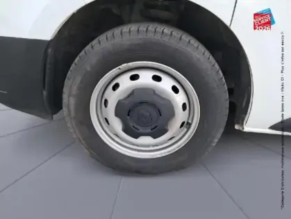 Photo 9 Renault Trafic Gén. III (F82) Ph3 Confort 4