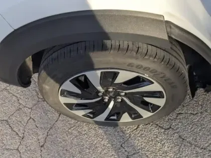 Photo 7 Ford Puma  1.0 EcoBoost 125ch mHEV Titanium Business DCT7