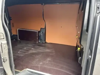 Photo 11 Peugeot Expert  Fg XL 2.0 BlueHDi 180 ch S&S Pack Asphalt EAT8