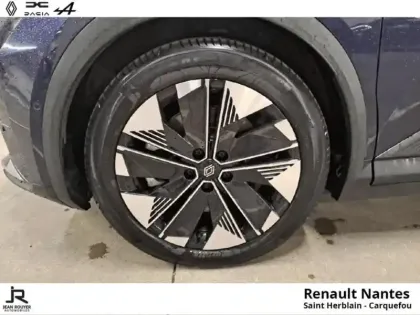 Photo 8 Renault Scenic  E-Tech Electric 220ch Techno grande autonomie -24