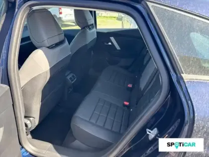 Photo 9 Citroën C4  1.2 Hybride 145ch S&S PLUS Automatique