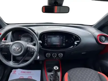 Photo 10 Toyota Aygo  X 1.0 VVT-i 72ch Design