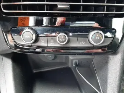 Photo 11 Opel Mokka  1.2 Turbo Hybrid 145ch GS e-DCT6