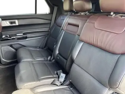 Photo 17 Ford Explorer Gén. III Ph1 Platinum 5