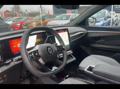 Photo 7 Renault Scenic  E-Tech Electric 220ch Techno grande autonomie -24