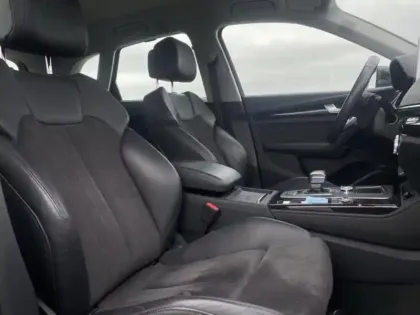 Photo 10 Audi Q5  2.0 TFSI 252ch Avus quattro S tronic 7