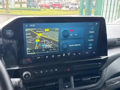 Photo 12 Ford Custom Gén. II Ph1 Sport 1