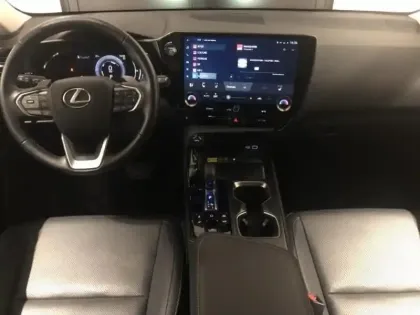 Photo 8 Lexus Nx Gén. II Ph1 Luxe 5