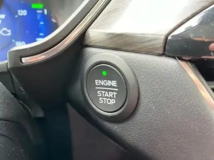 Photo 12 Ford Kuga  2.5 Duratec 190ch FHEV E85 Vignale BVA