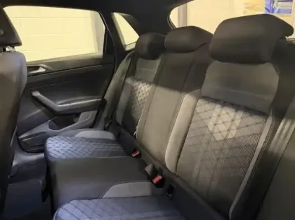 Photo 8 Volkswagen Polo  1.0 TSI 116ch R-Line Edition DSG7