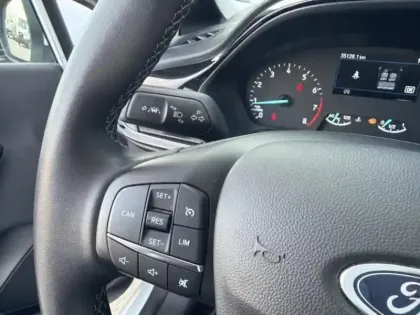 Photo 16 Ford Fiesta Gén. V Ph2 Titanium Business 5