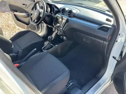 Photo 10 Suzuki Swift  1.2 Dualjet Hybrid 83ch Pack Auto