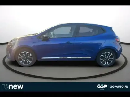 Photo 17 Renault Clio  1.6 E-Tech 145ch full hybrid Techno - 24