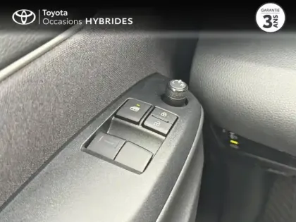 Photo 10 Toyota Yaris  120 VVT-i Dynamic 5p MY22