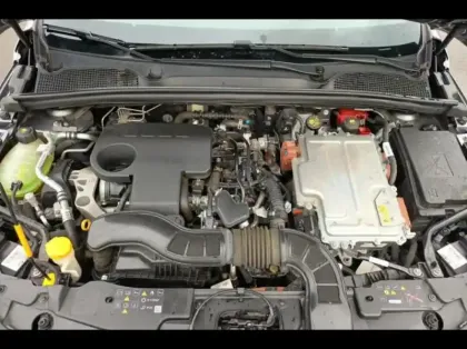 Photo 14 Renault Clio  1.6 E-Tech hybride 145ch Engineered