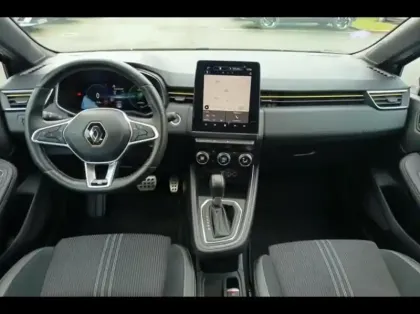 Photo 8 Renault Clio  1.6 E-Tech hybride 145ch Engineered